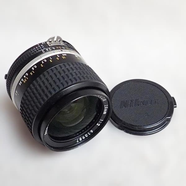 NIKON AI NIKKOR 28mm F2S 大口径広角MFレンズ AI-S