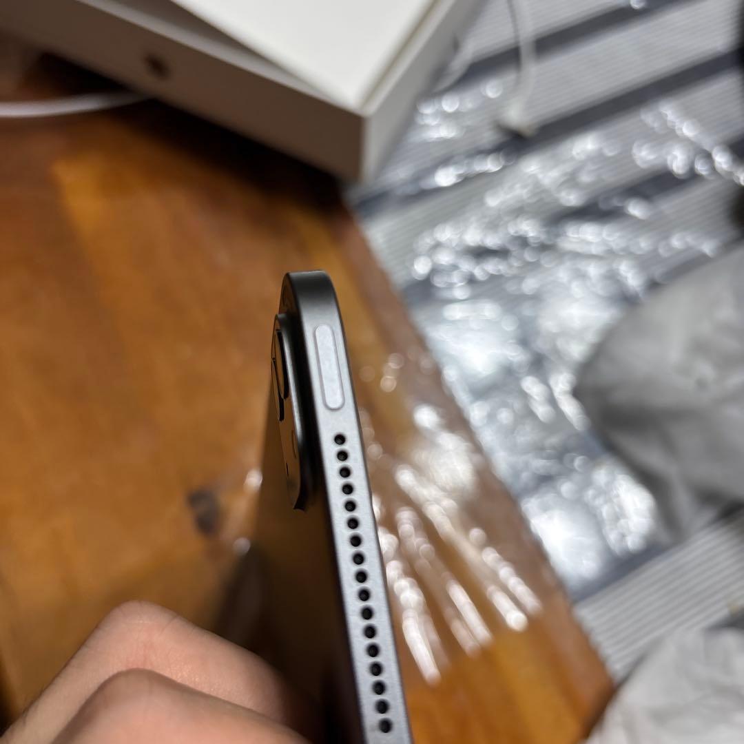 iPad Pro12.9インチ本体 代4世代wifiモデル256GB ケース付き