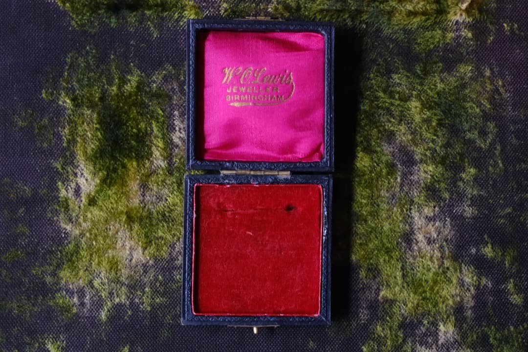 イギリスアンティーク｜ジュエリーボックス（36）