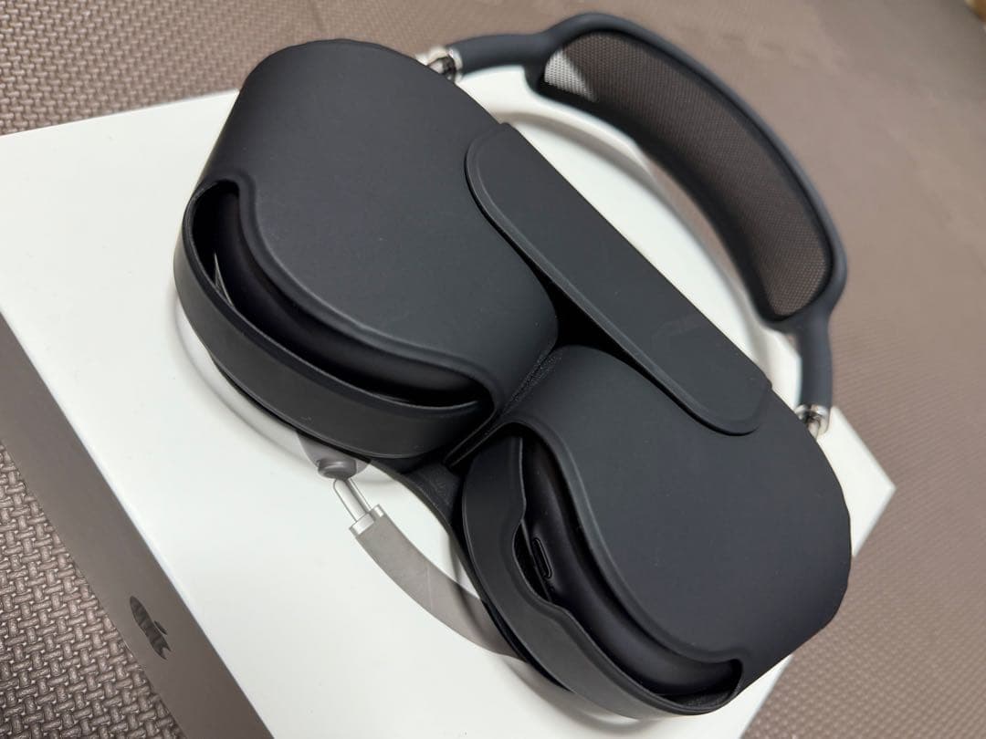 AirPods MAX スペースグレイ　一回の使用のみ