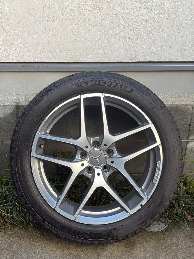 メルセデスベンツGLA45AMG純正19インチスタッドレスセット