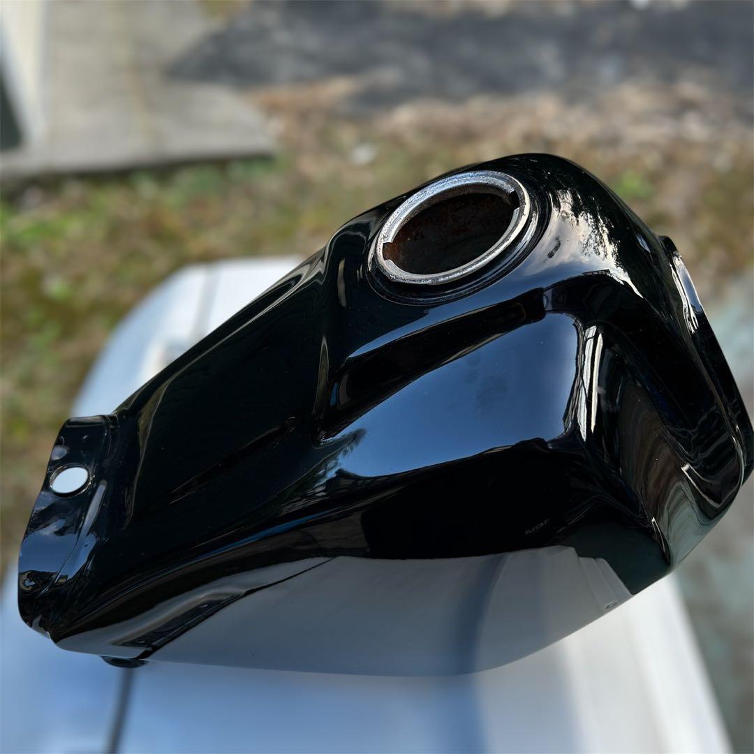 TW200ガソリンタンク　カラー:黒