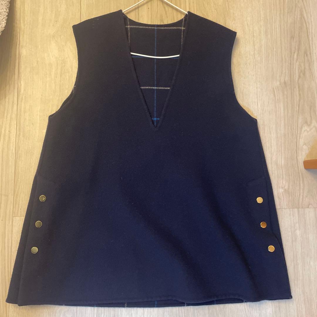UNITED ARROWS ウール90%リバーシブルベストネイビー Vネック