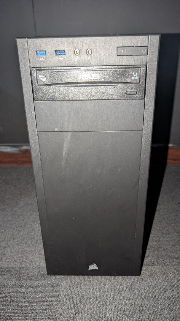 デスクトップPC　DDR4 メモリ16GB 部品取りにでも