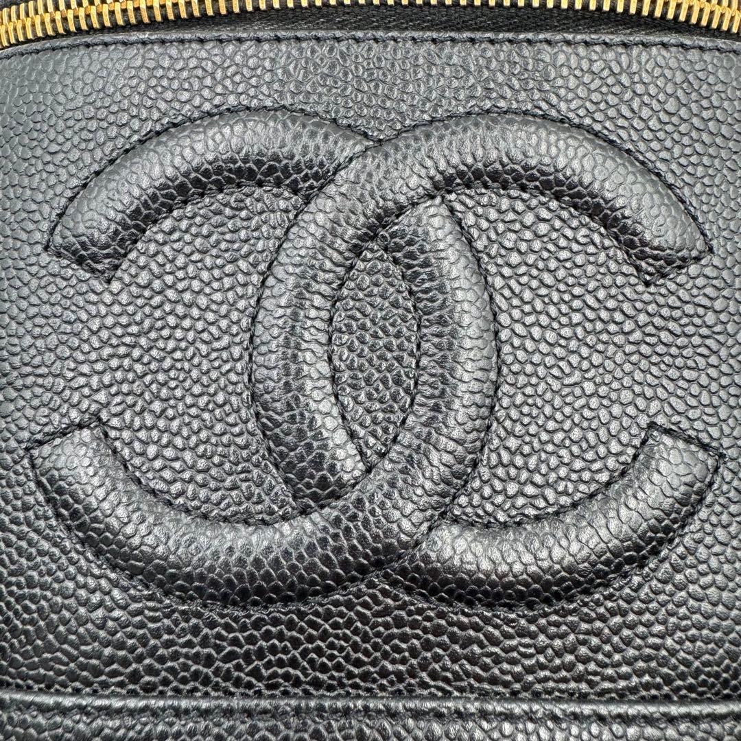 美品✨CHANEL バニティバッグ　オールレザー　ブラック　ココマーク　シール有