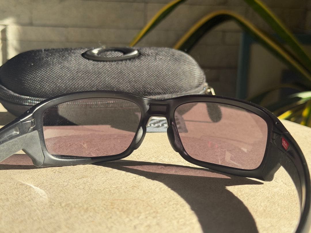 Oakley アジアンフィット マットブラック／ウォームグレー　※専用ケース無し