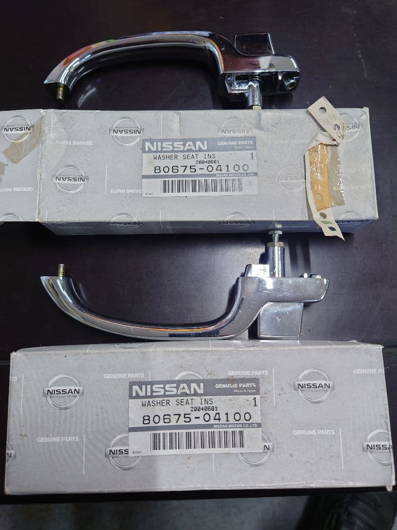 SR311ダットサン フェアレディ アウターハンドル 80675-04100