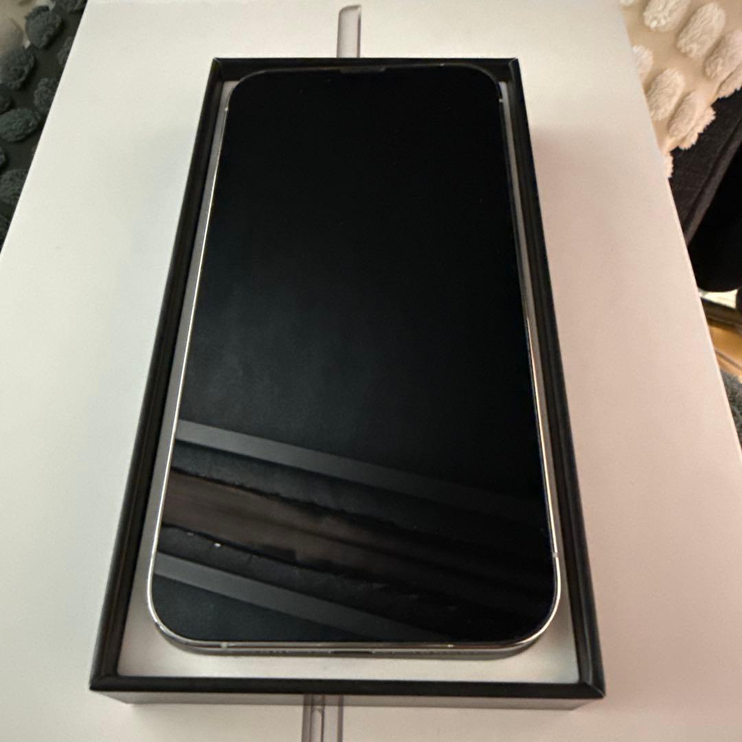 Apple iPhone 13 Pro シルバー 本体128G箱付きSIMフリー