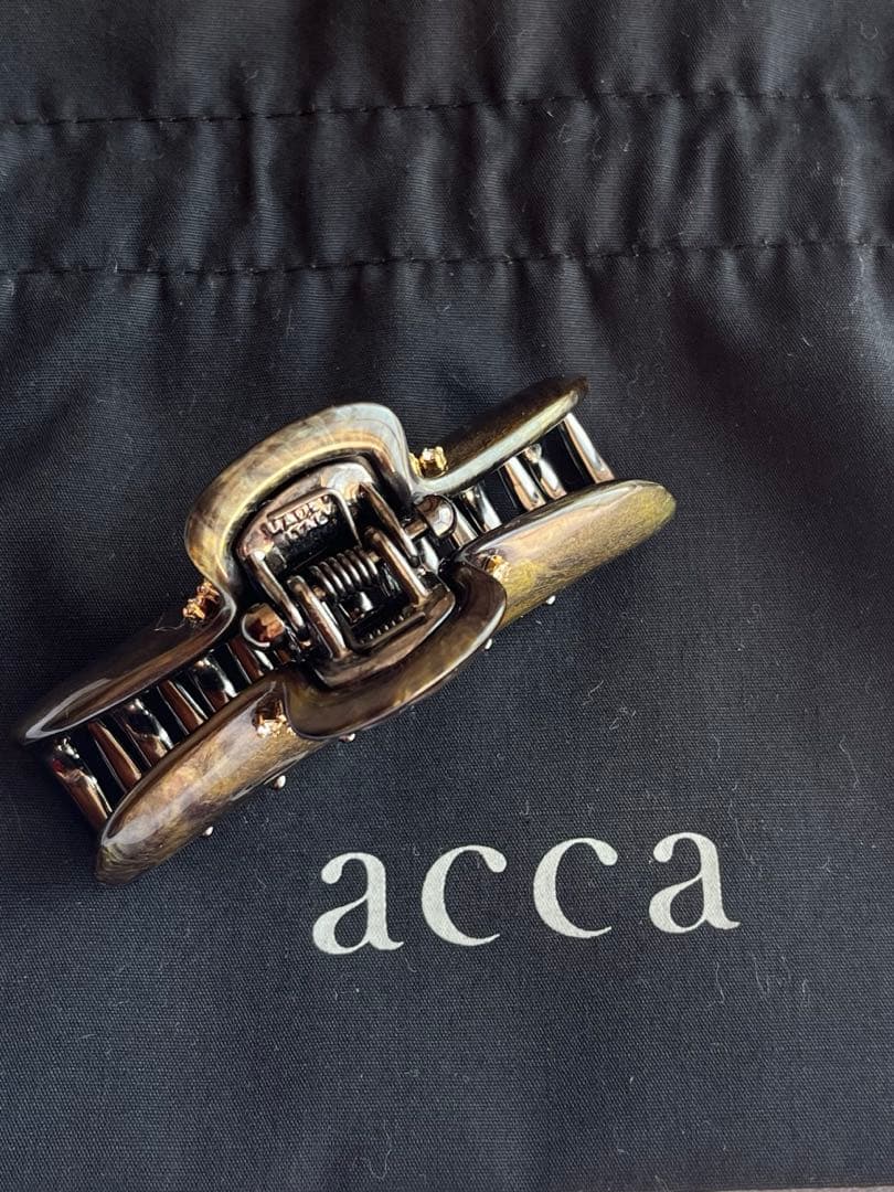 acca★ ヘアクリップ　ダブルコラーナ　M