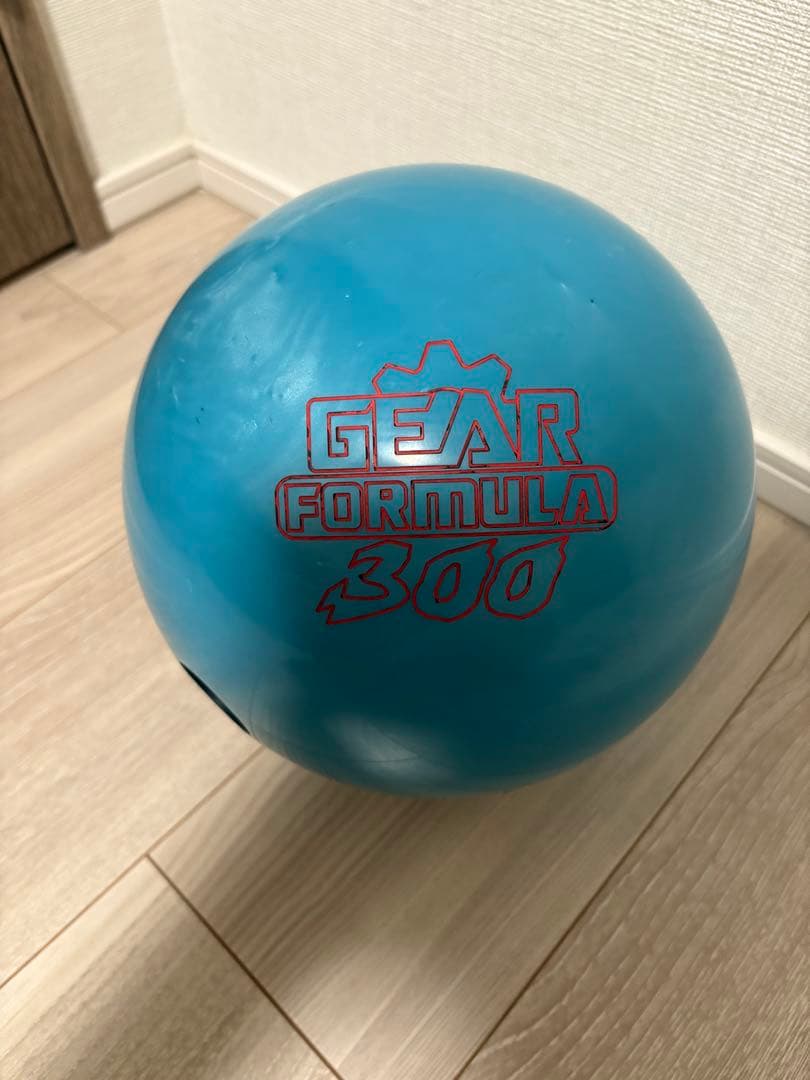 美品　900global ギアパーフェクトフォーミュラ 15P ボウリングボール
