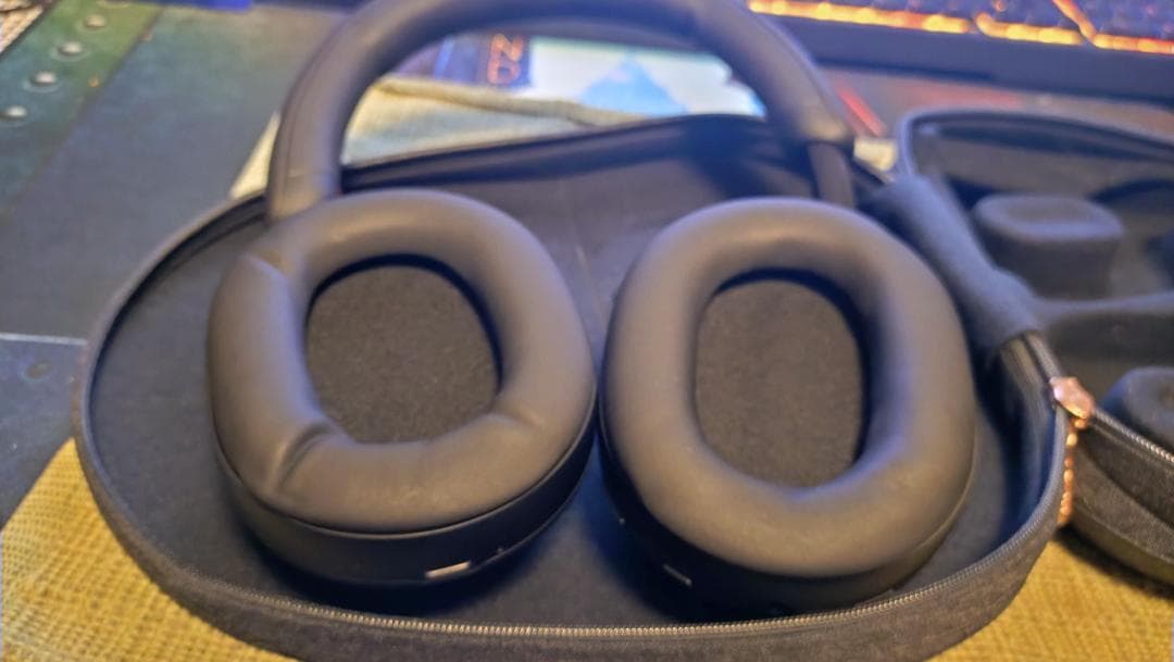 【SONY】ワイヤレスヘッドホン WH-1000XM5