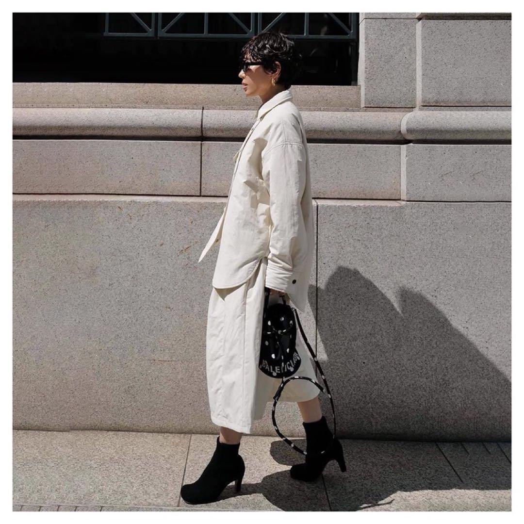 期間限定！MACHATT パファーシャツ　アイボリー