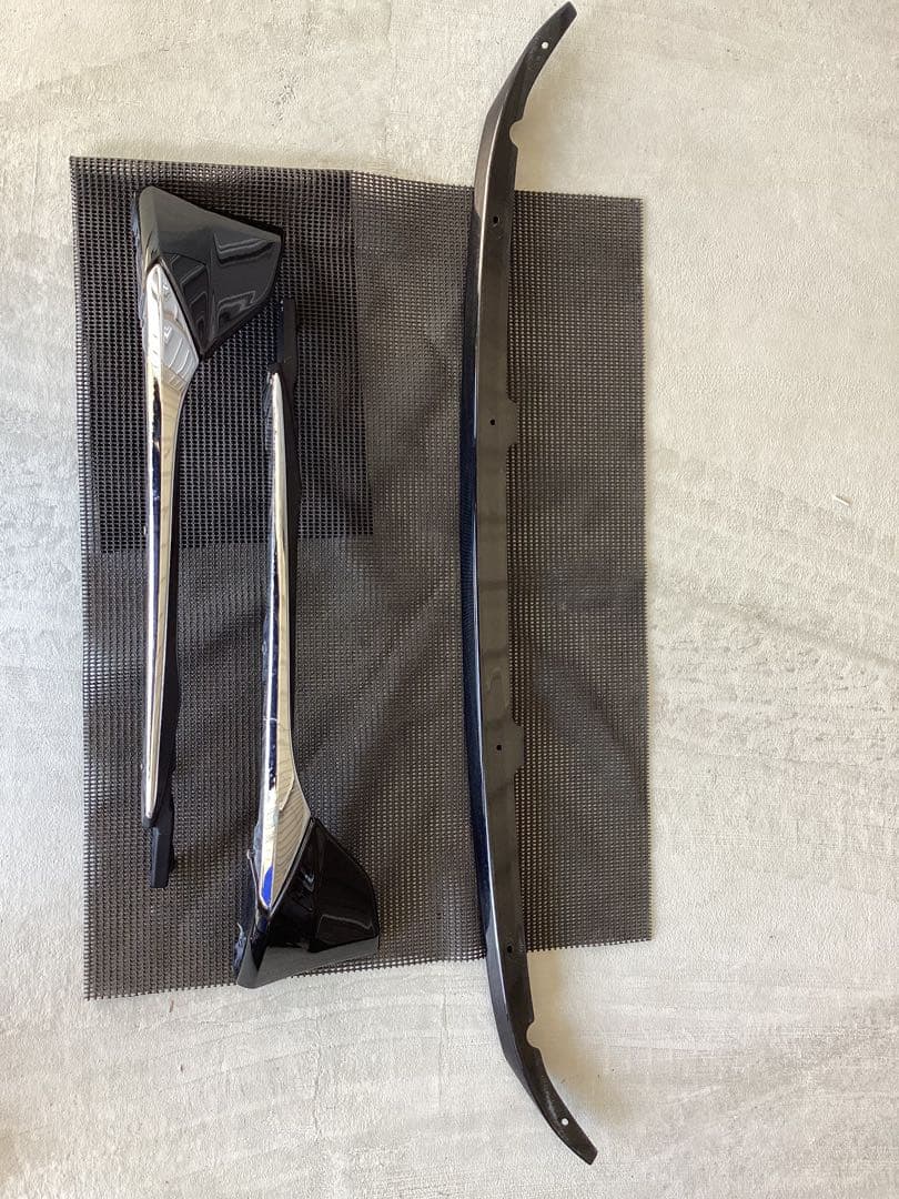 レクサス　LC モデリスタ　Fリップスポイラー