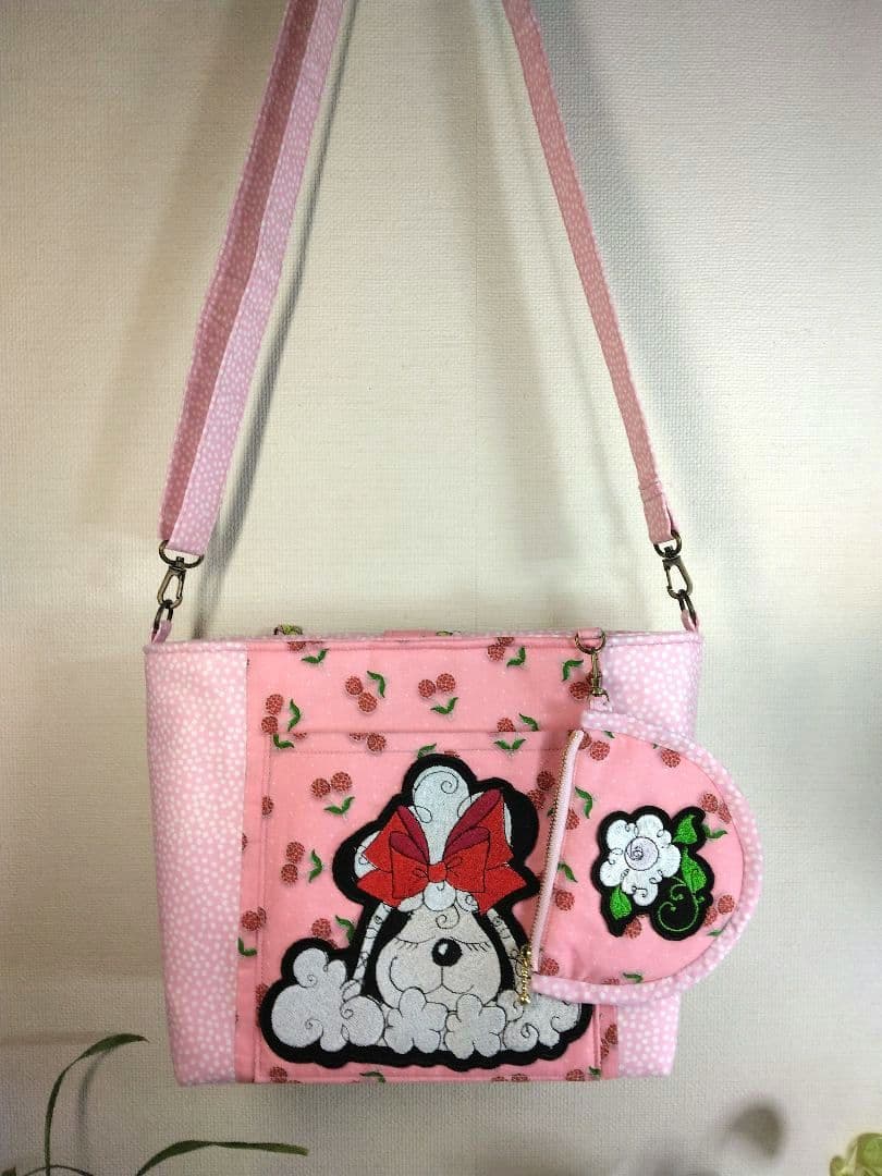 専用＊刺繍・ポケット付きショルダーバッグ&ポーチ＊ロラライハリス