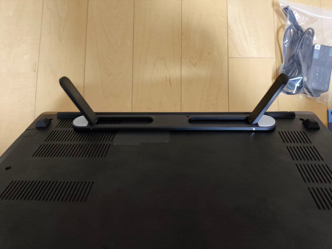 ThinkPad E14 第11世代 i7/512GB/16 OC