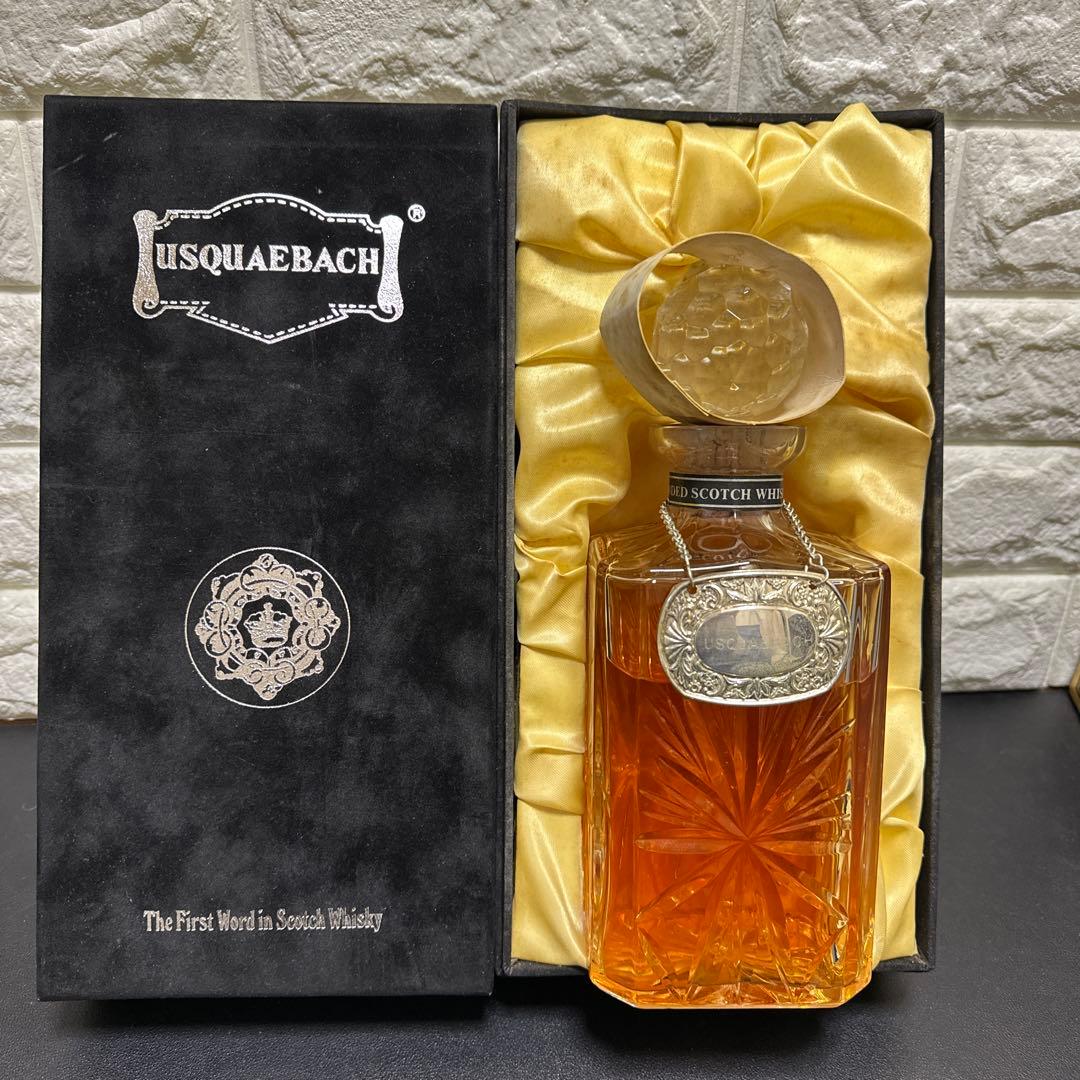 レア　未開栓　古酒 ウシュクベ クリスタル デキャンタ750ml43% 箱替栓付