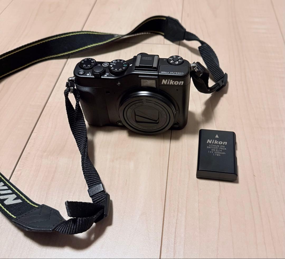 美品　Nikon COOLPIX P7000 ジャンク