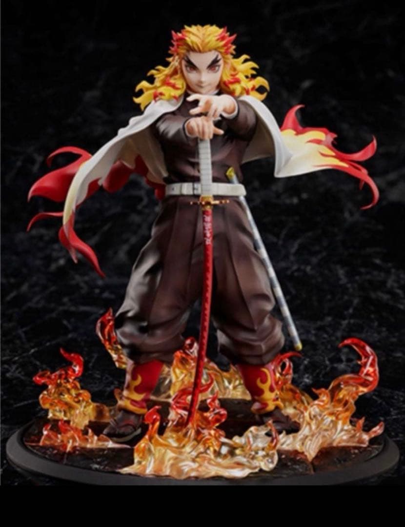 【美品】鬼滅の刃 煉獄杏寿郎 1/8スケールフィギュア