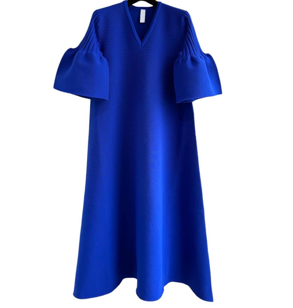 CFCL フレアスリーブ ニットワンピース 青