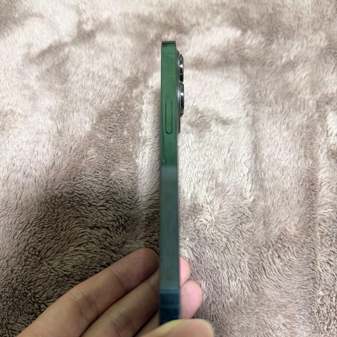 Apple iPhone 13 Pro グリーン 本体 標準カメラ損傷あり