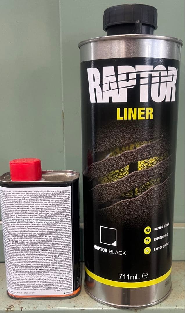 RAPTOR LINER ブラック 711mL