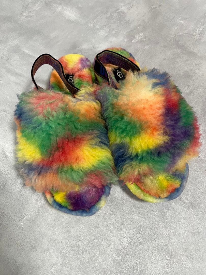 靴 UGG W FLUFF YEAH PRIDE RAINBOW 22SS-I