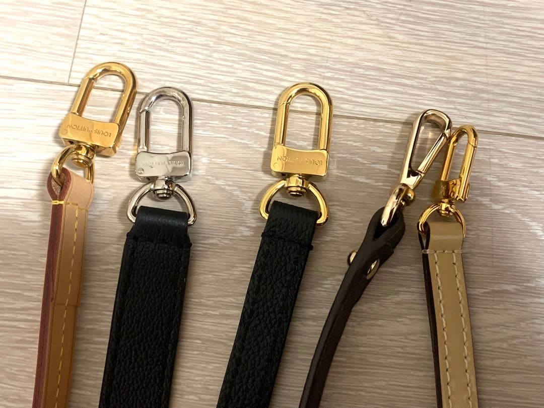 ルイヴィトン、COACH ベルト