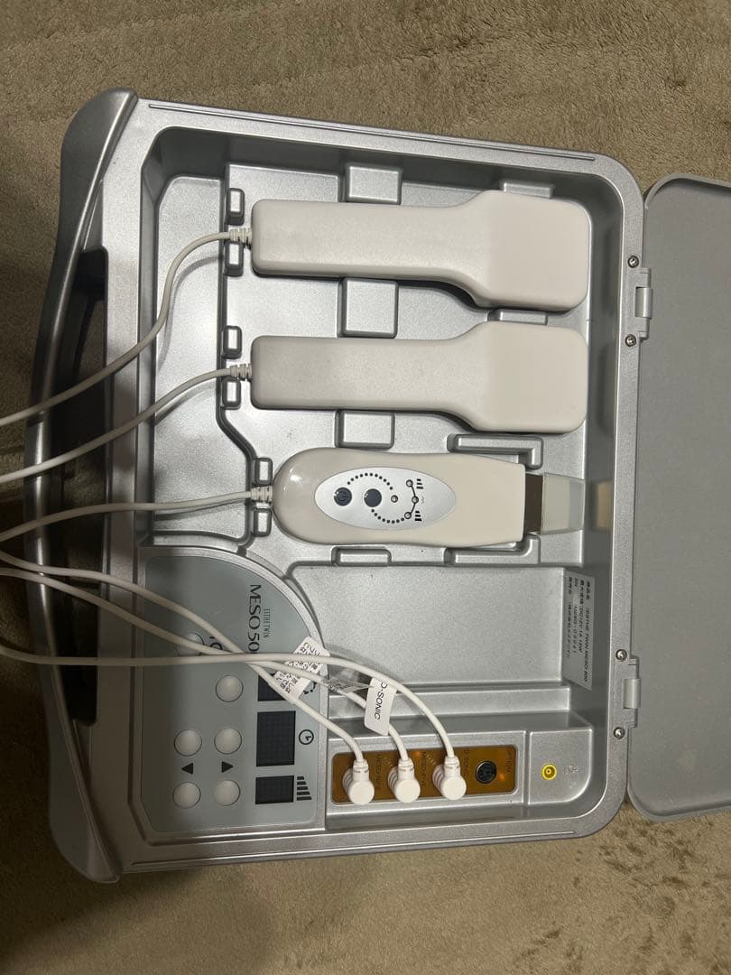 エステツイン　MESO500 B-100 美顔器 クリーム付き　説明書付き