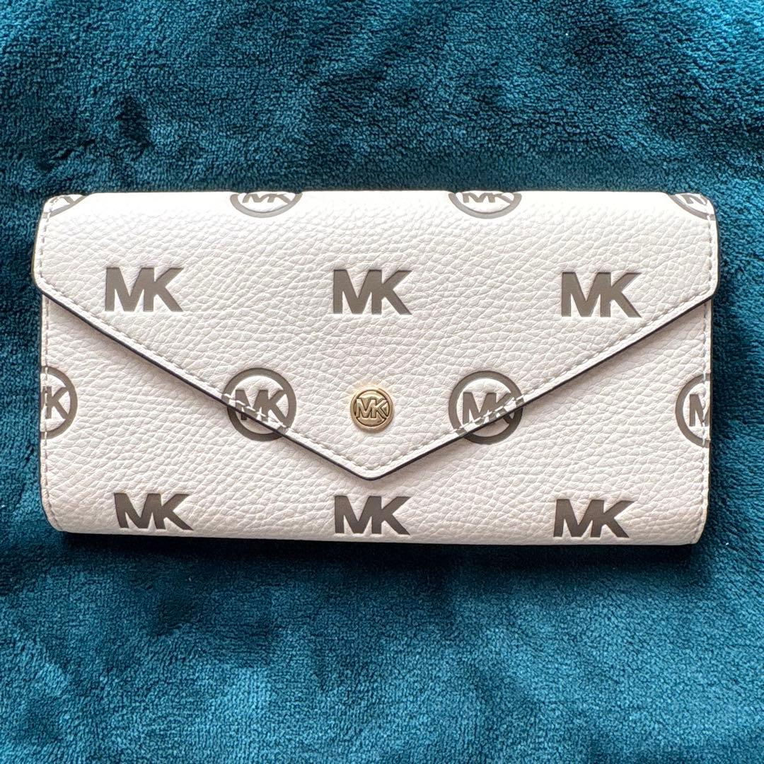 Michael Kors MKロゴ長財布 ライトクリーム