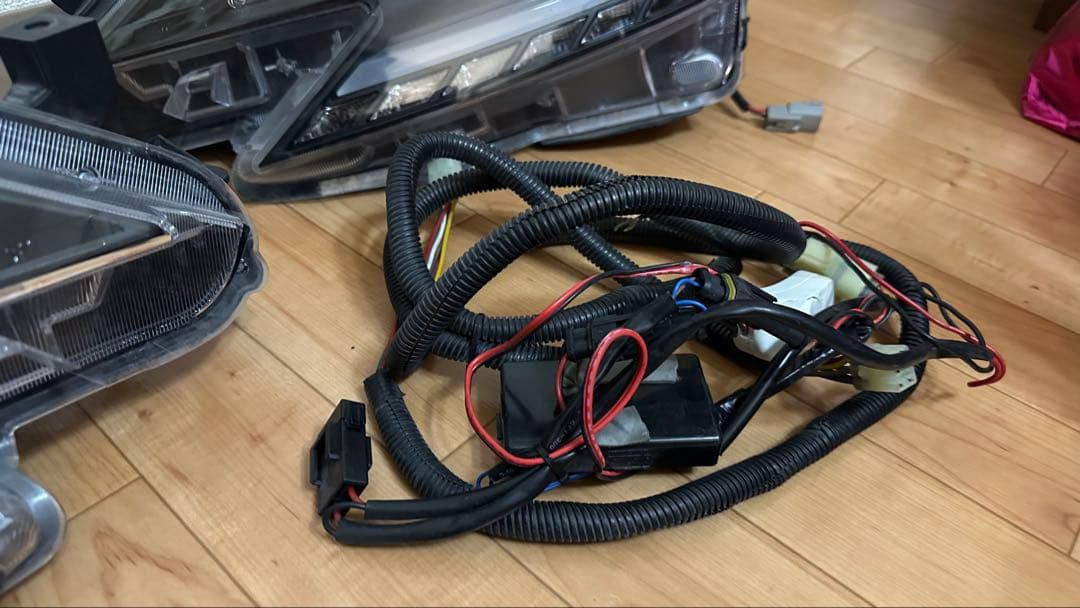 BRASH3眼カラーアイヘッドライト