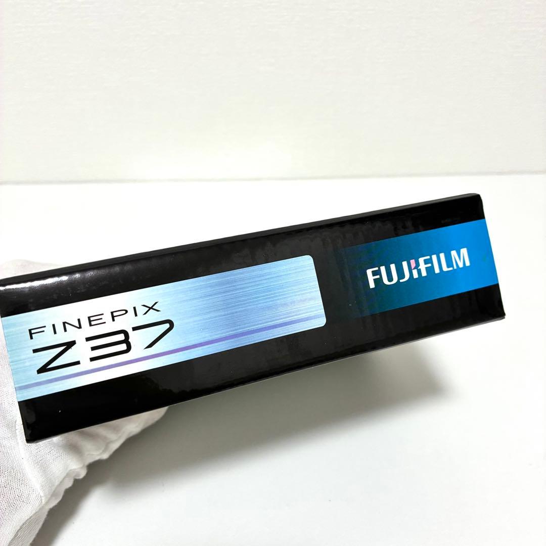 【ほぼ未使用・箱あり】FUJIFILM FinePix Z37 シルバー
