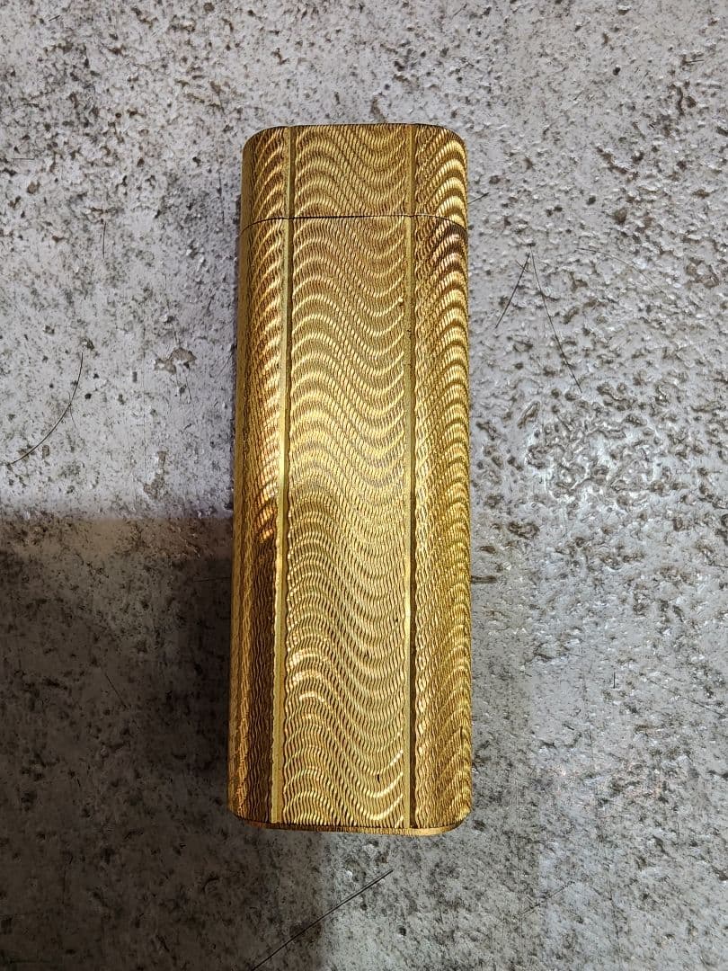 カルティエ ライター ゴールド オーバルストライプ PLAQUE OR