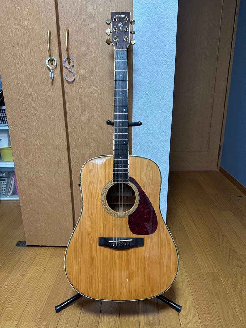 YAMAHA DWX-8 アコースティックギター