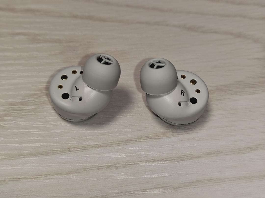 【美品】Technics EAH-AZ100 ワイヤレスイヤホン