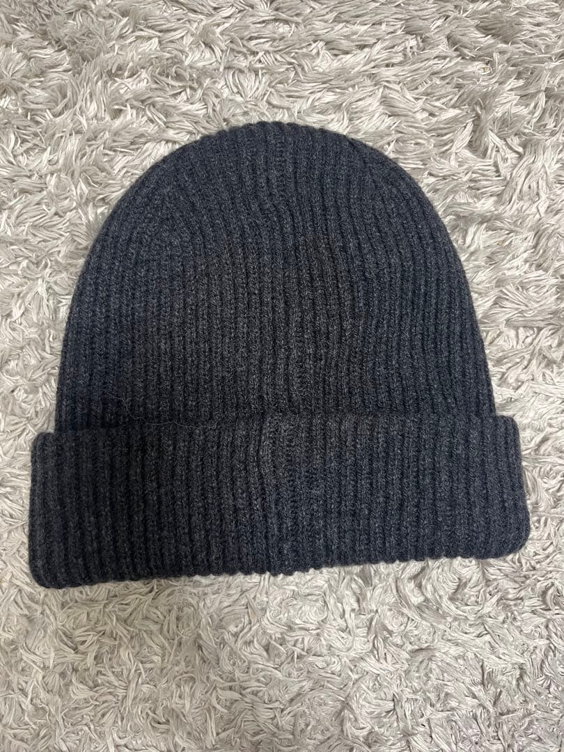 A.P.C アーペーセー　ニット帽　ダークグレー　男女兼用