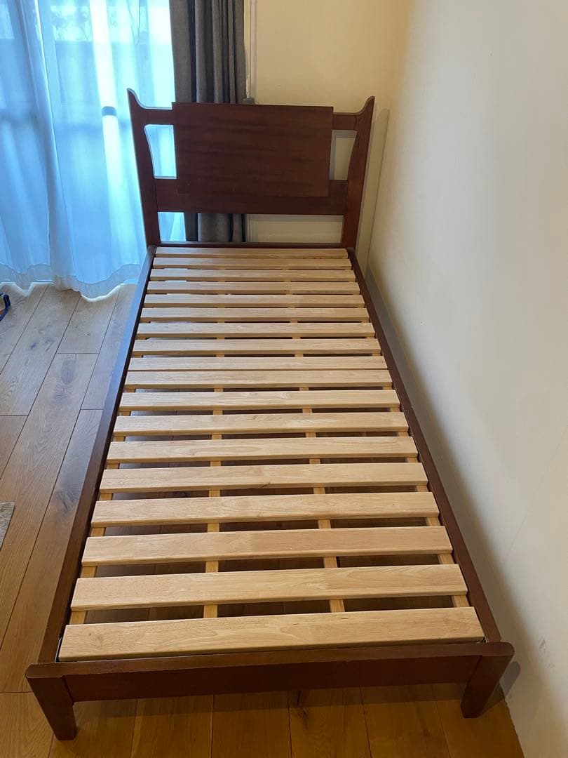 ACME FUNITERE ベッドフレーム シングル