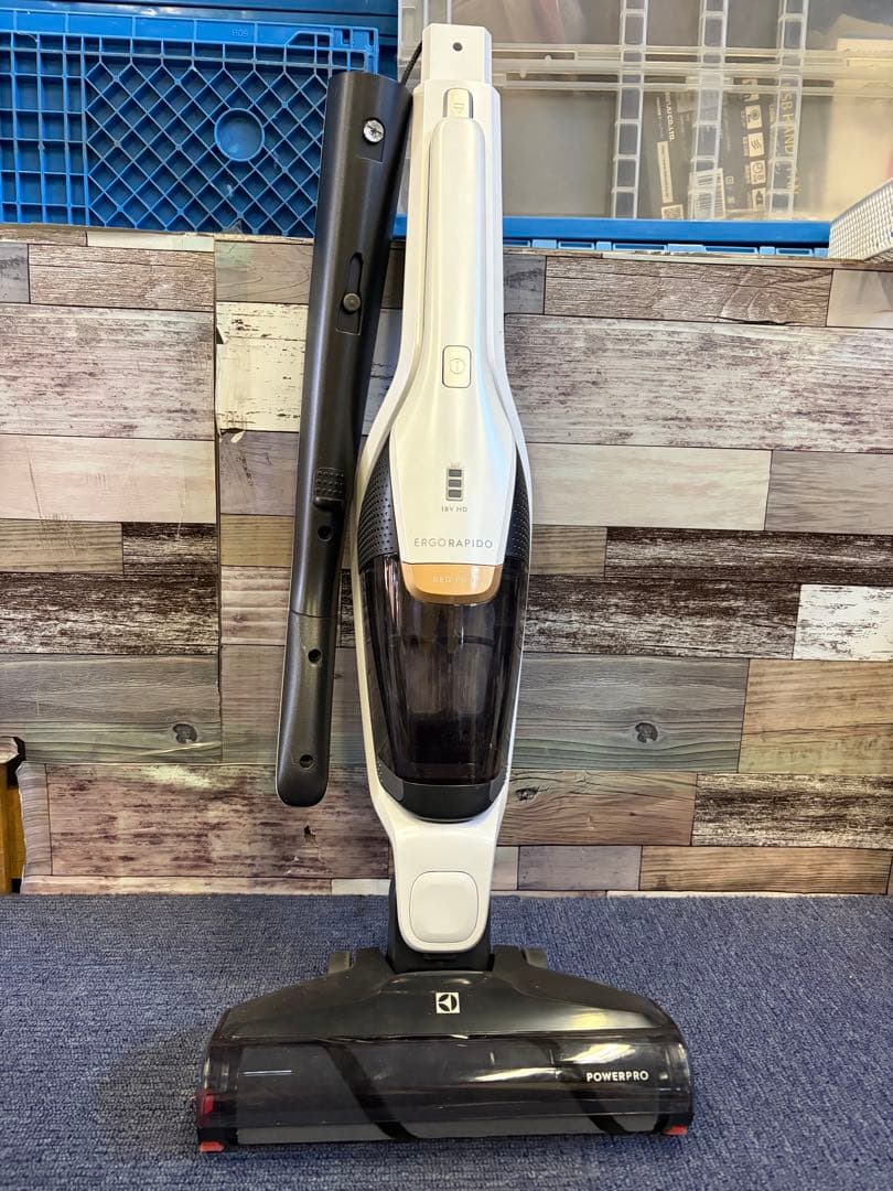 掃除機・クリーナー Electrolux Ergorapido Power Pro ZB3425BL