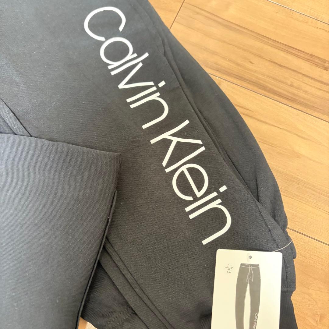 カルバンクライン　新品　パーカー　セットアップ　ジョガーパンツ　正規　ビッグロゴ