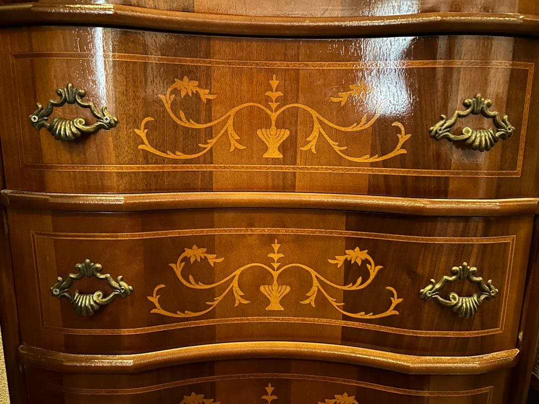すみれさま　イタリア製 象嵌チェスト クラシカル家具 エレガント　アンティーク
