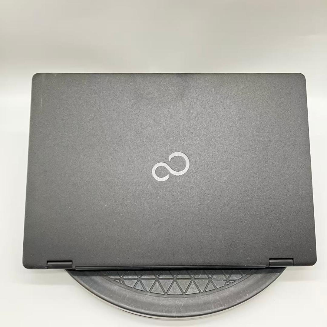 #M3850富士通 U939 Core i5-8365U 4×256 タブレット