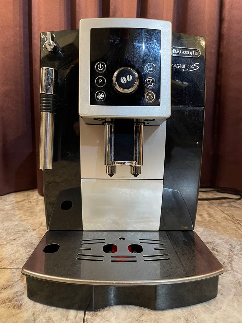 【使用可能ジャンク品】DeLonghi ECAM23210B エスプレッソマシン