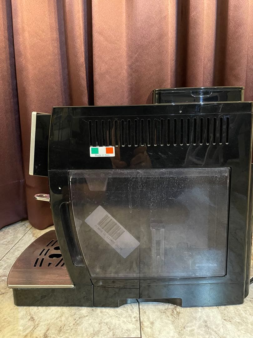 【使用可能ジャンク品】DeLonghi ECAM23210B エスプレッソマシン