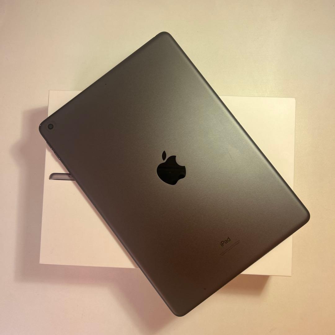 【ジャンク】iPad 第9世代 64GB 箱付き