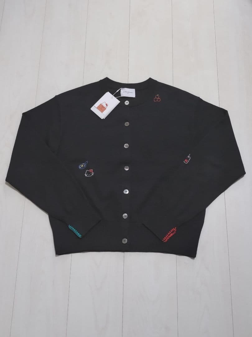 HELLO KITTY×UNITED ARROWSエンブロイダリーカーディガン