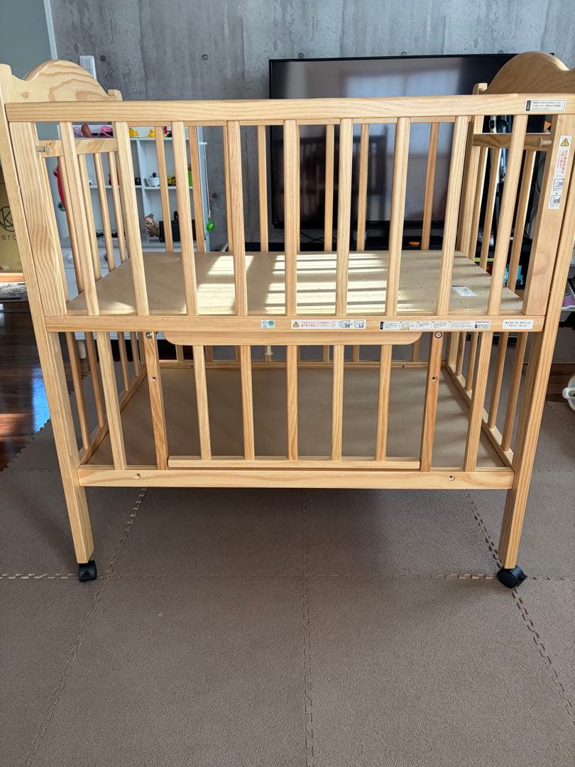 【送料込】澤田木工所 木製ベビーベッド 下段収納付き