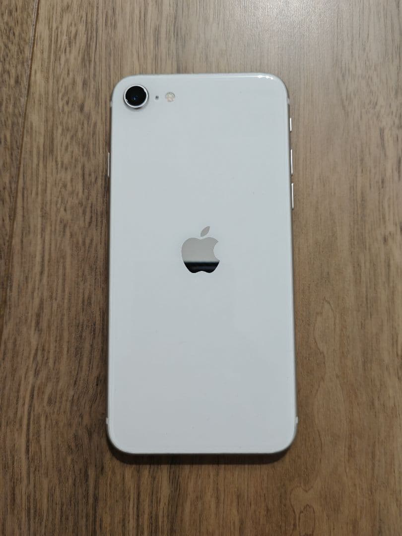 Apple iPhone SE 第3世代 スターライト 64GB