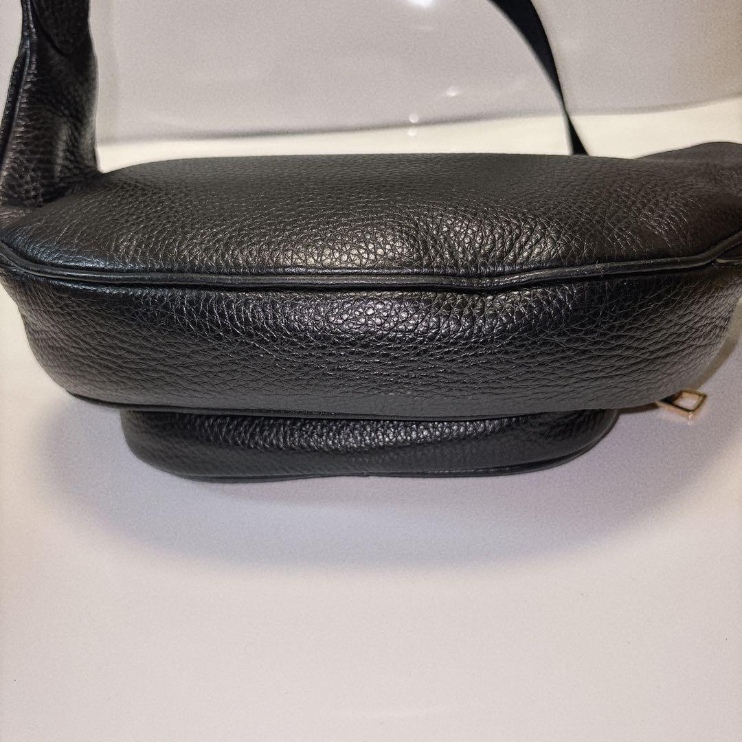 極美品　コーチ　ウエストポーチ　ボディバッグ　ネイビー　ペプルドレザー　6488