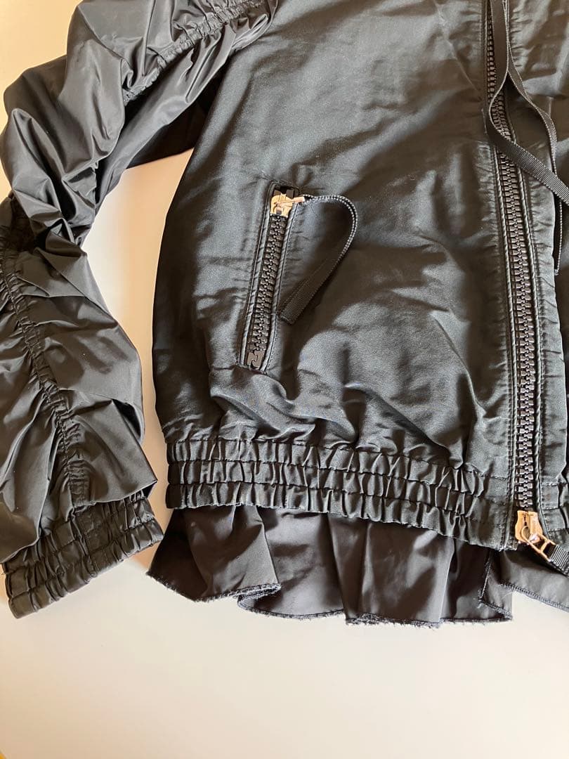 MONCLER × sacai Hana フリルジャケット