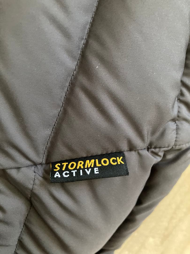 美品Jack Wolfskin ジャックウルフスキン　ダウンジャケット700fp