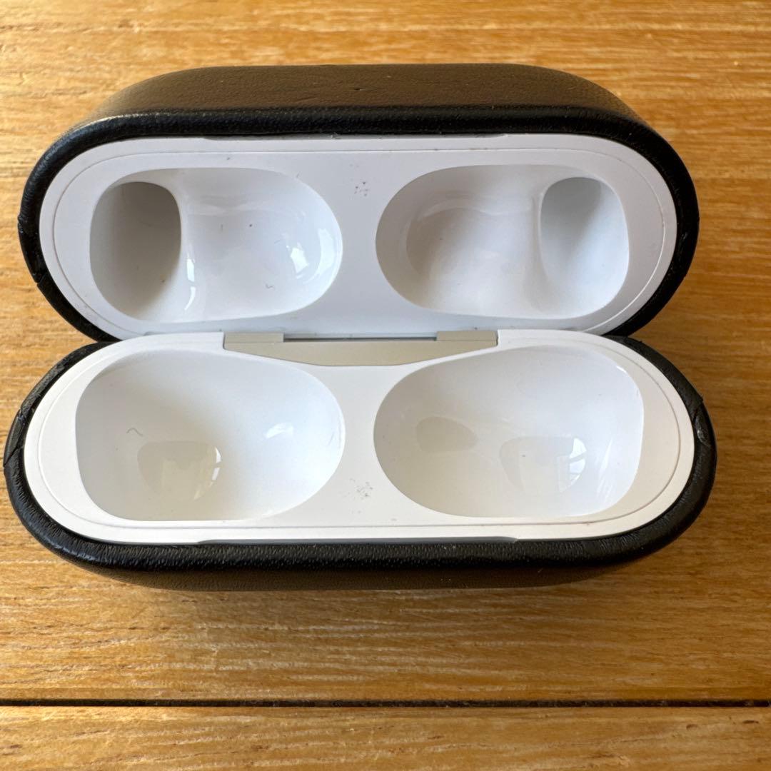 【美品】Apple AirPods Pro 2 Nomadケース付